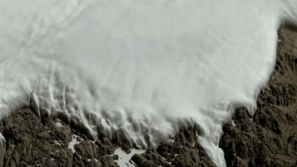 Hiawatha impact crater