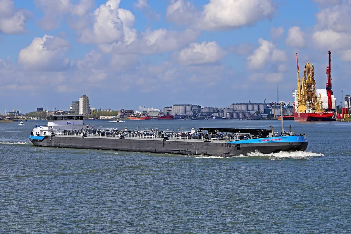 Tanker