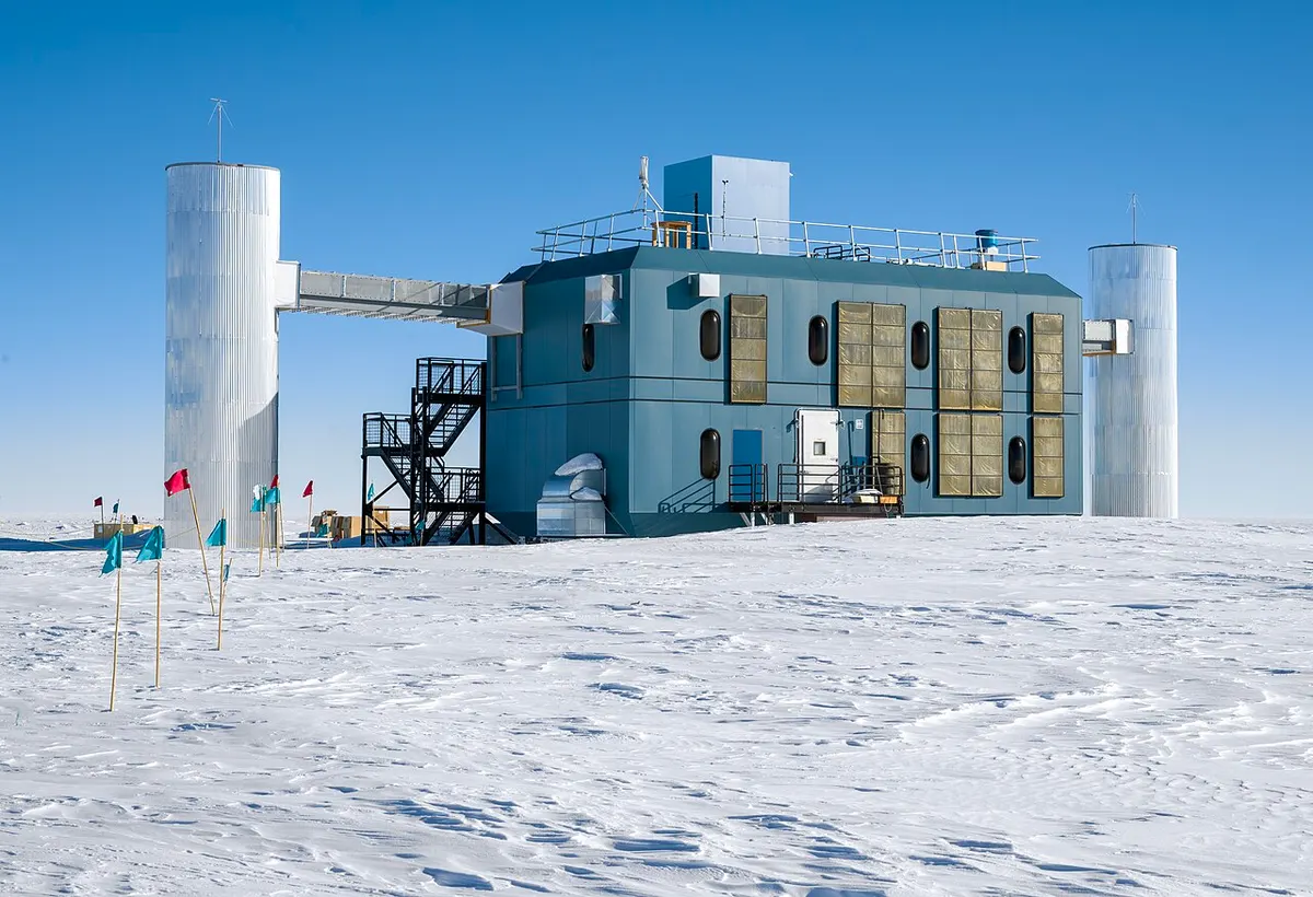 Neutrínové observatórium IceCube