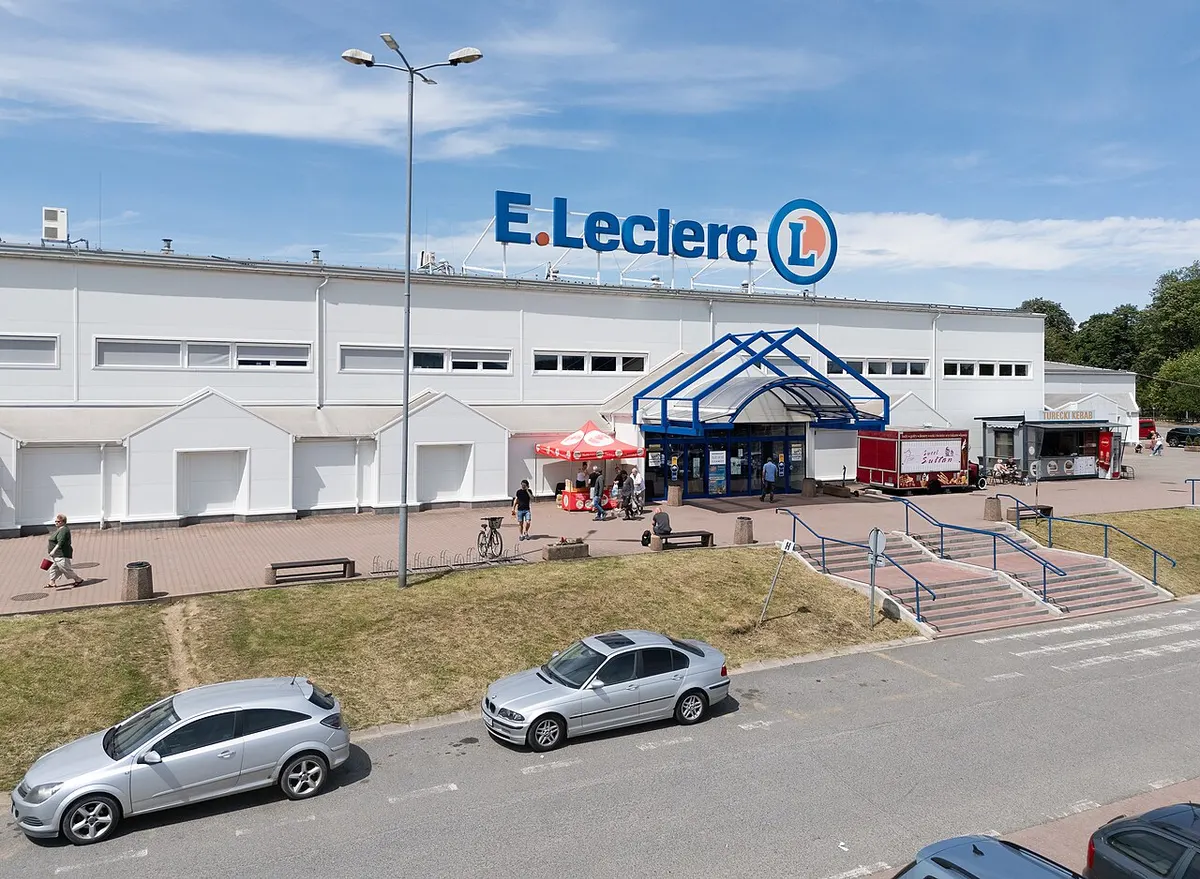 E. Leclerc