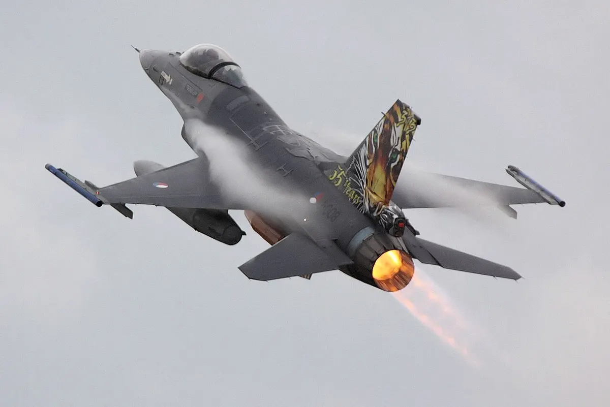 fighter jet